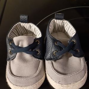 Cat n jack baby shoes